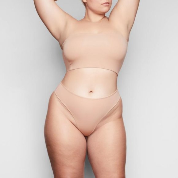 Skims FITS EVERYBODY BANDEAU BRA 3x black New no tags no box - Picture 3 of 4